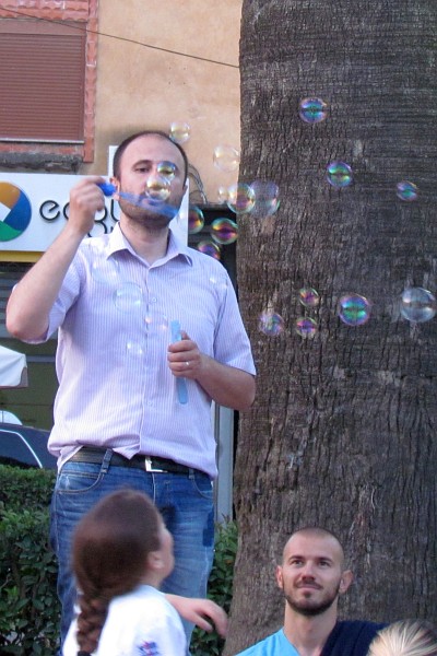 Ogert blows bubbles