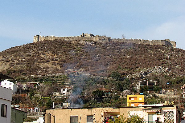 castle ruins behind Lezhë  