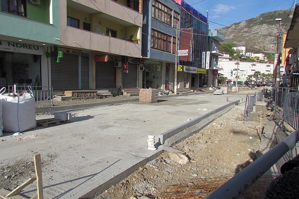 the street under construction has a concrete base
