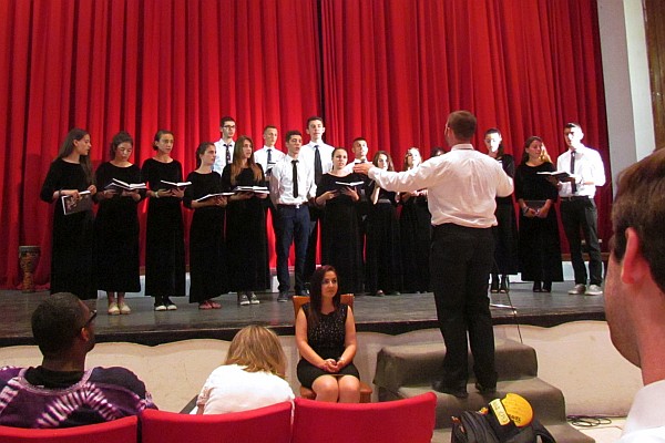 the LAC choir in performance
