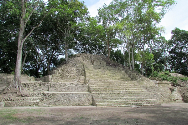 Cahal Pech Mayan ruins, Cayo, Belize