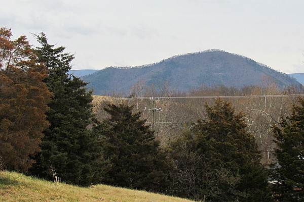 mountinas from Exit 200 on I-81 in Virginia