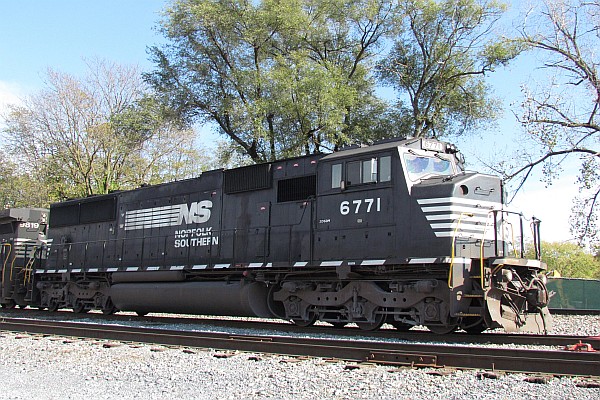 NS 6771 locomotive