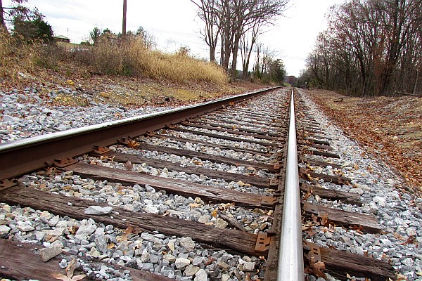 Norfolk Southern tracks heading west to Harrisonburg, VA (II)