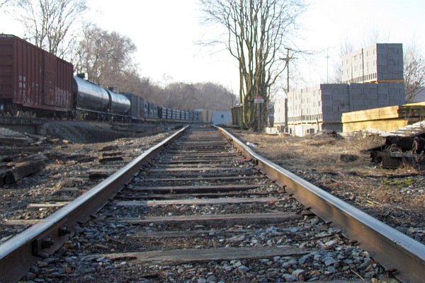 NS train near R. S. Monger, Harrisonburg, VA (II)