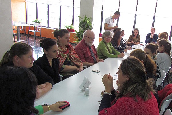 LAC teachers and staff at lunch (I)