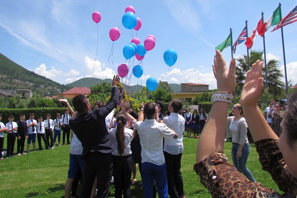 the balloons are releeased