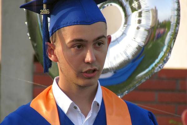 Gjeorgj gave a salutatorian speech aimed at the parents