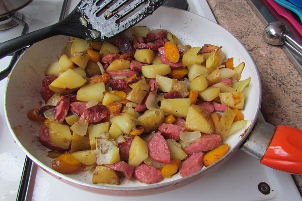 sausage and potatoe skillet mal
