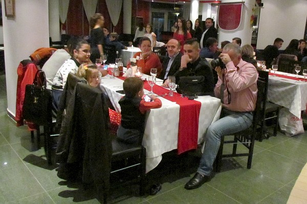 Nikolin photographs his children Art and Dona