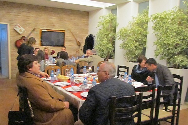 one of the tables at the ffundraising dinner