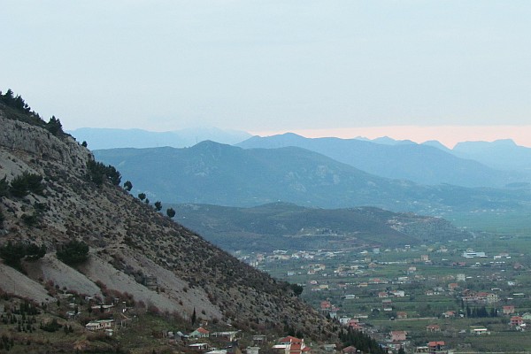 at the Lezhe castle looking east