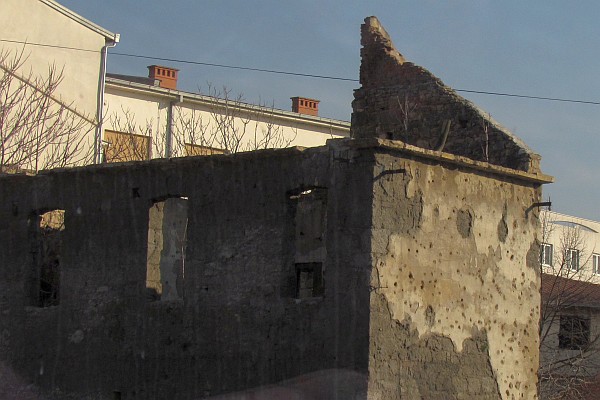 building destroyed by the civil war