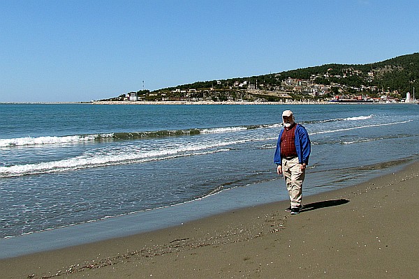 me along the Shëngjin beach