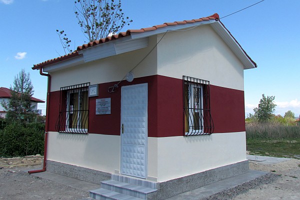 a small medical clinic set up with Muslim funds