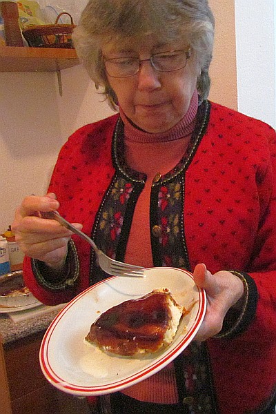 Elsie samples the tres leche cake