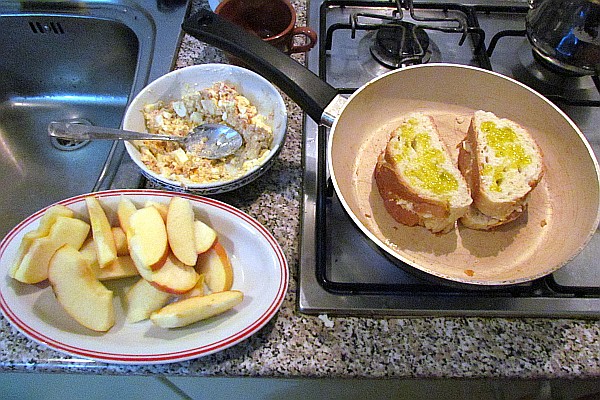 toasted tuna salad sandwiches and apple slices