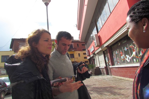 Besnik and wife talk with Norma Teles