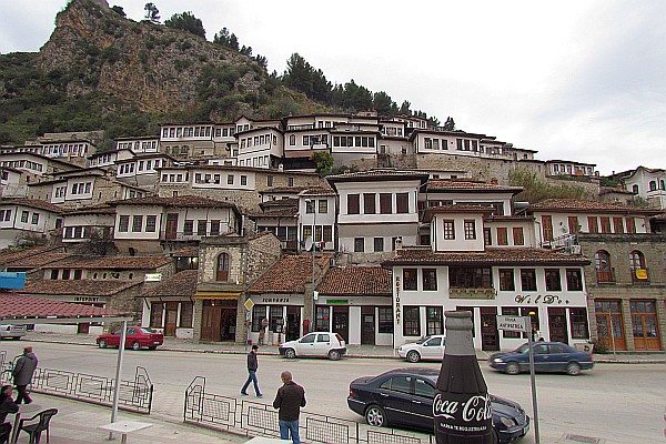 a small view of the city of 1000 windows