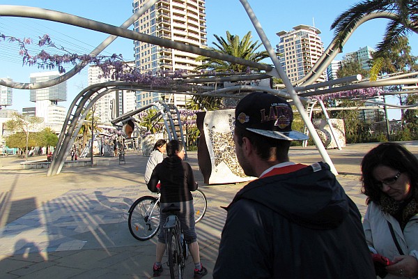 walking through the Diagonal Mar Park