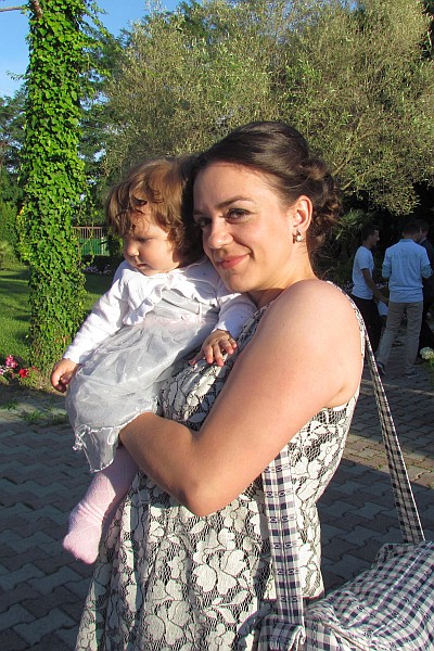 Mia and Alba