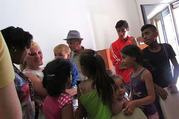 some Roma children attended the service