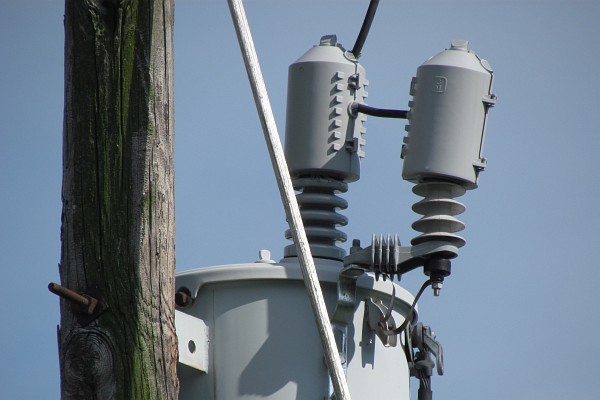 an electrical transformer on a pole