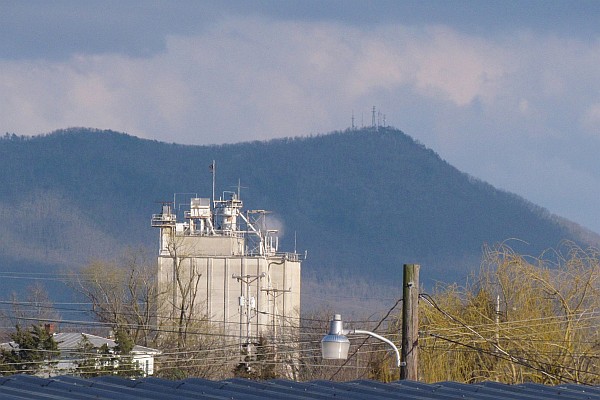 west view of Massanutten Peak