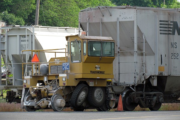 Trackmobile 4000TM