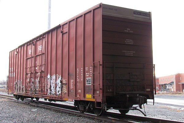 an excess height boxcar by istelf