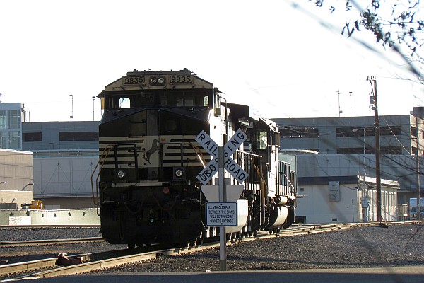 NS 9825 locomotive, Harrisonburg, VA, USA