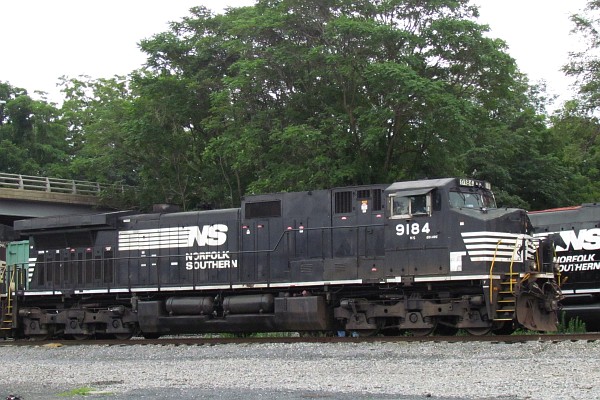 NS 9814 locomotive