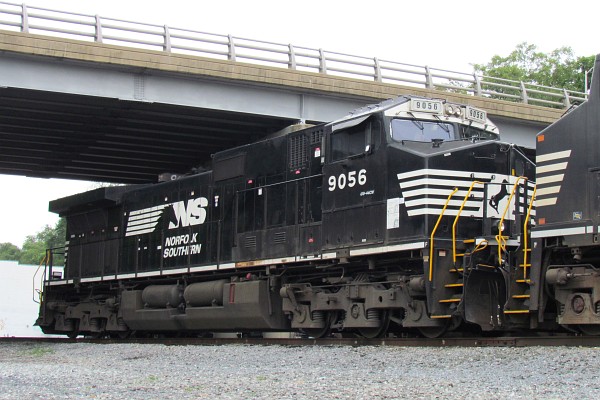NS 9056 locomotive (I)