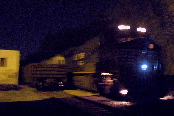 NS 9084 at night with ambient light